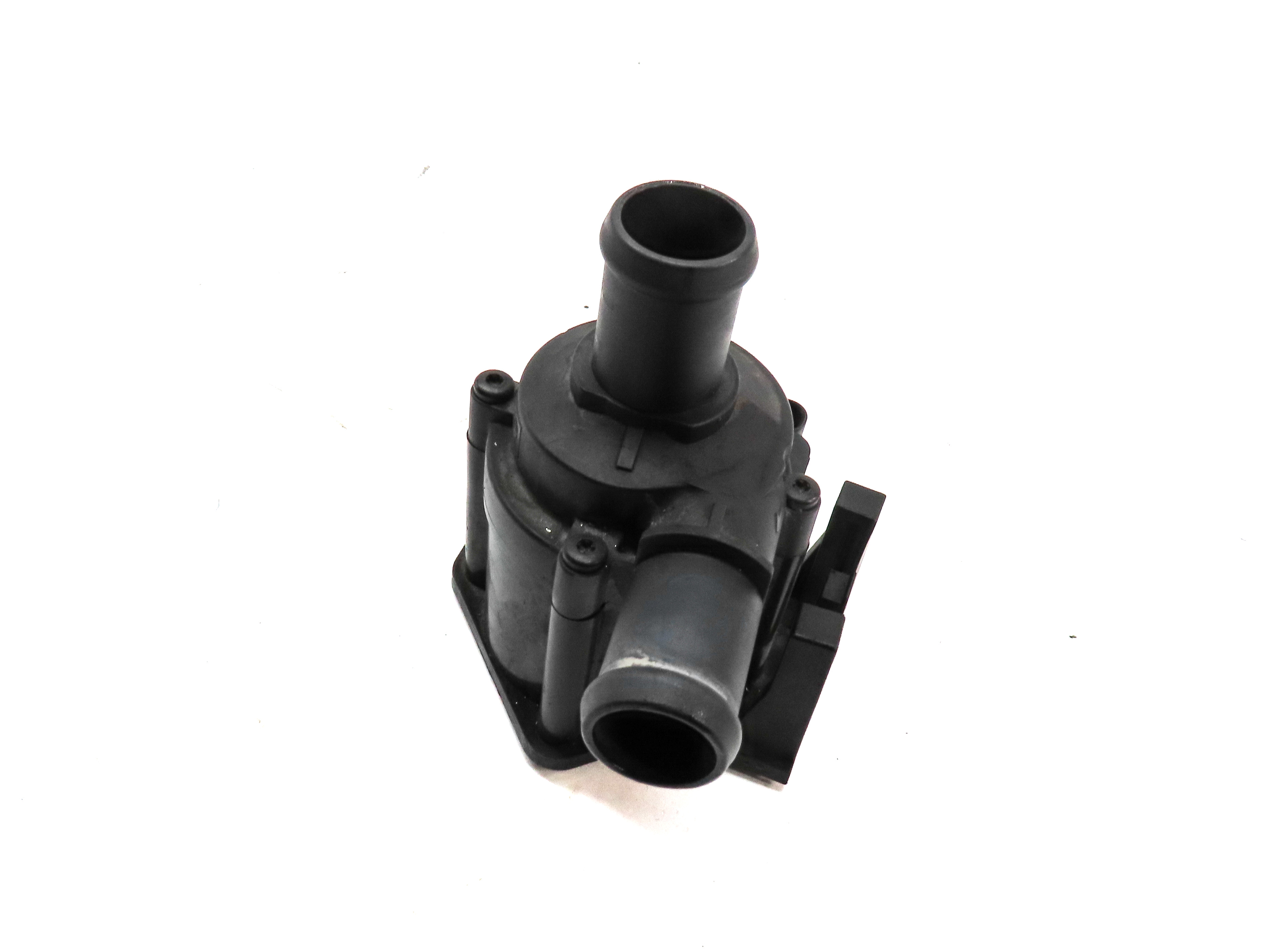 2018 PORSCHE MACAN (95B) 2.0L TURBO (MCY.NB) ENGINE AUXILIARY AUX WATER PUMP — exact item pictured